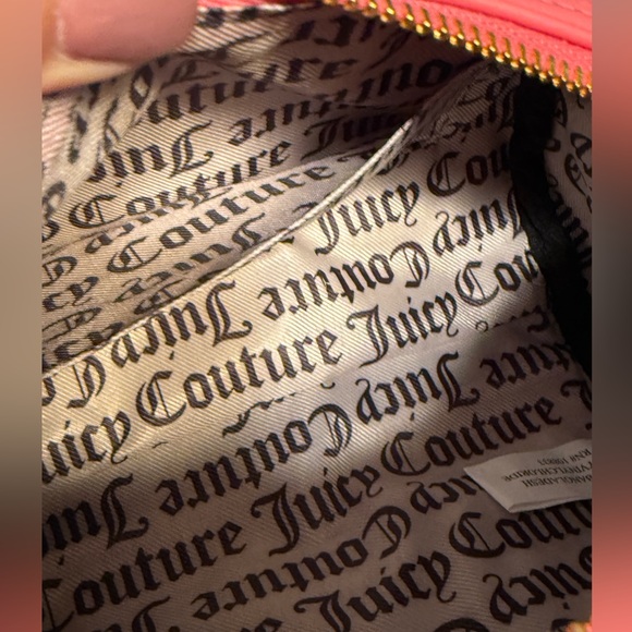 Juicy Couture NWT Pink Embossed Shoulder Bag & Juicy Crown Heart Earrings (P189) - Picture 11 of 12